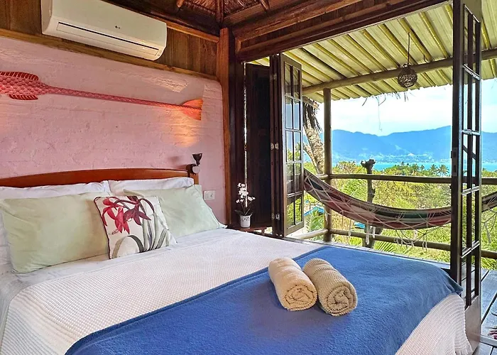 Casas D'Água Doce - Casa Ateliê Vila Ilhabela